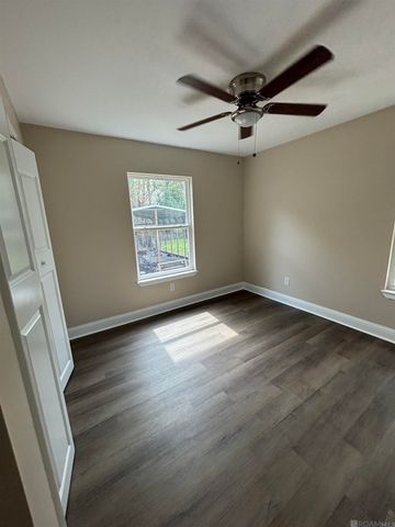 2742 Sherwood St, Baton Rouge, LA 70805