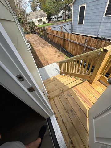 2742 Sherwood St, Baton Rouge, LA 70805