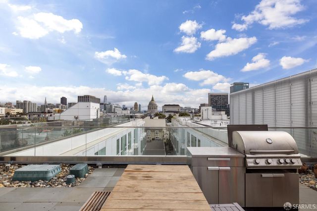 555 Fulton Street 209, San Francisco, CA 94102