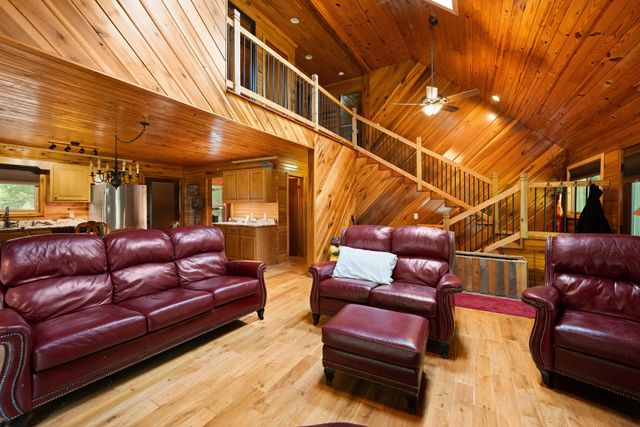 92 Mount Laurel Road, Pikeville, TN 37367