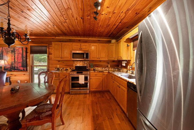 92 Mount Laurel Road, Pikeville, TN 37367