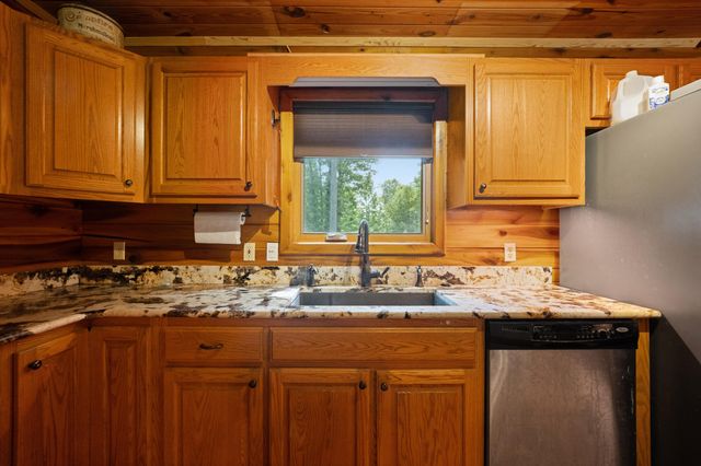 92 Mount Laurel Road, Pikeville, TN 37367