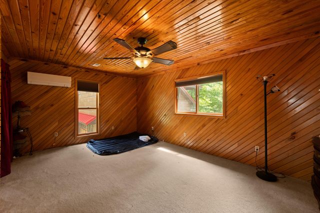 92 Mount Laurel Road, Pikeville, TN 37367