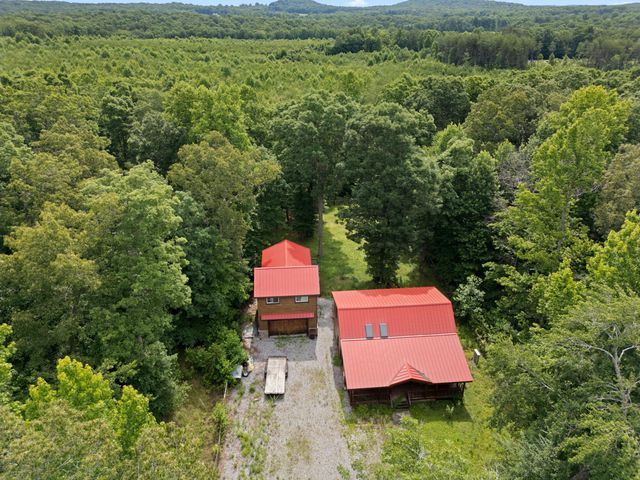 92 Mount Laurel Road, Pikeville, TN 37367