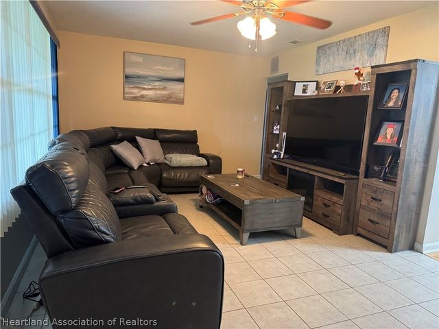 519 Thomas Avenue, Frostproof, FL 33843