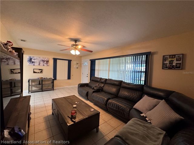519 Thomas Avenue, Frostproof, FL 33843