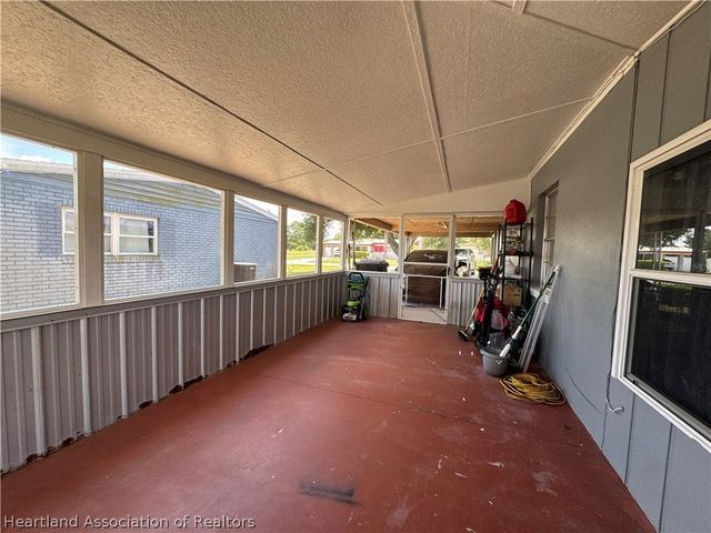 519 Thomas Avenue, Frostproof, FL 33843