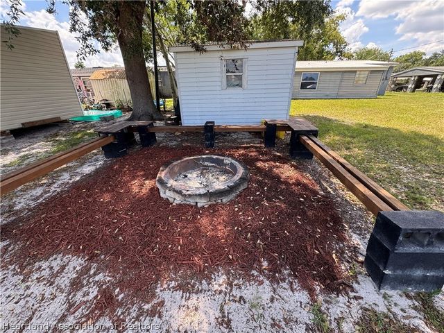 519 Thomas Avenue, Frostproof, FL 33843
