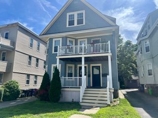 25 Seymour St 3, Boston, MA 02131