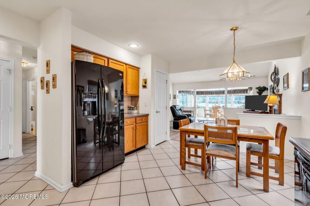 15 Congressional Road, Jackson, NJ 08527