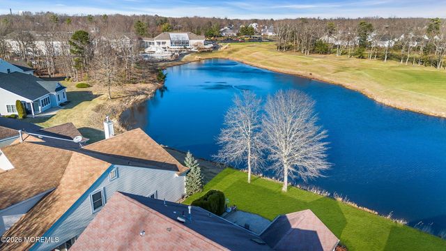 15 Congressional Road, Jackson, NJ 08527