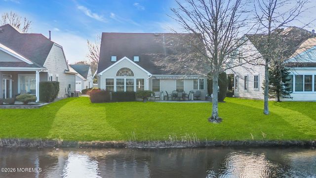 15 Congressional Road, Jackson, NJ 08527