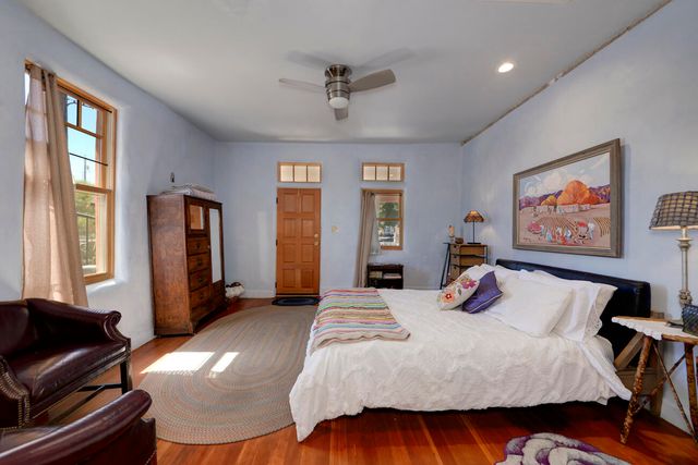 1913 LOMAS Boulevard NW, Albuquerque, NM 87104