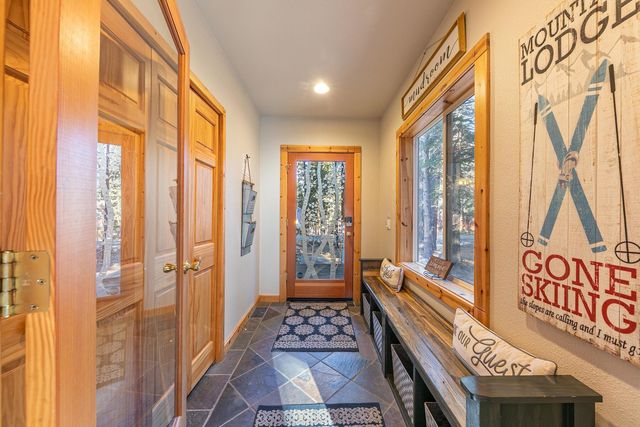 13971 Skiview Loop, Truckee, CA 96161