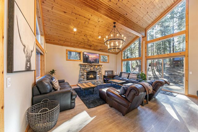 13971 Skiview Loop, Truckee, CA 96161