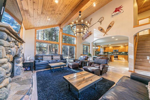 13971 Skiview Loop, Truckee, CA 96161