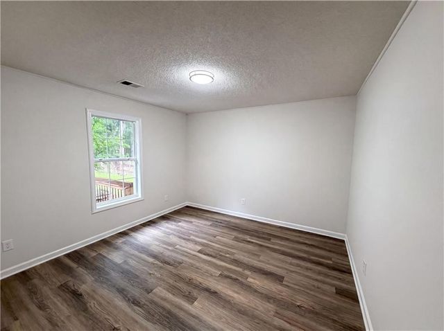 160 Regency Drive, Bethlehem, GA 30620