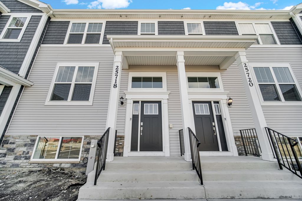 25718 W Yorkshire Drive, Plainfield, IL 60544