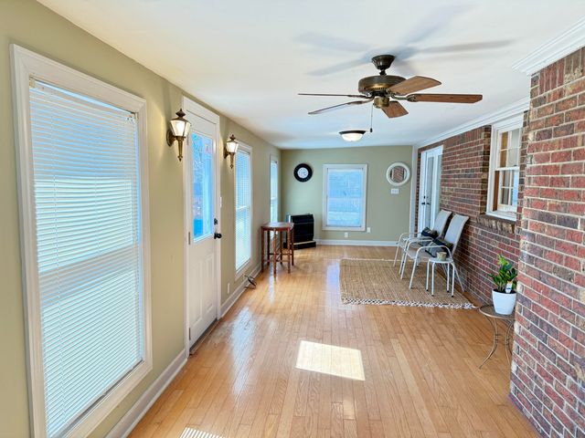 6815 Greenfield Drive, Paducah, KY 42003