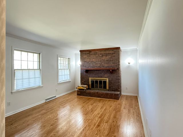 6815 Greenfield Drive, Paducah, KY 42003