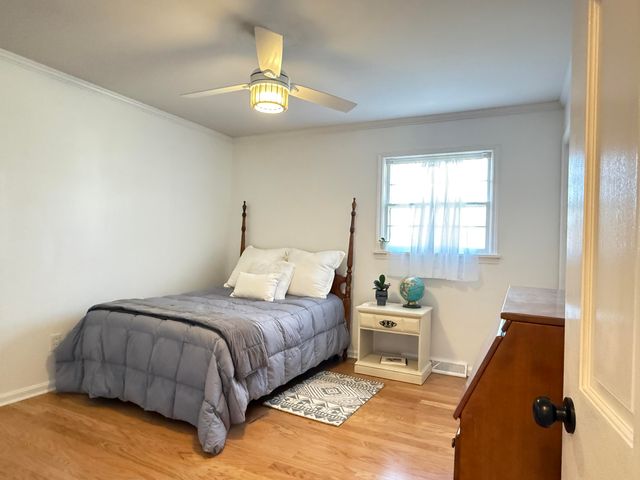 6815 Greenfield Drive, Paducah, KY 42003