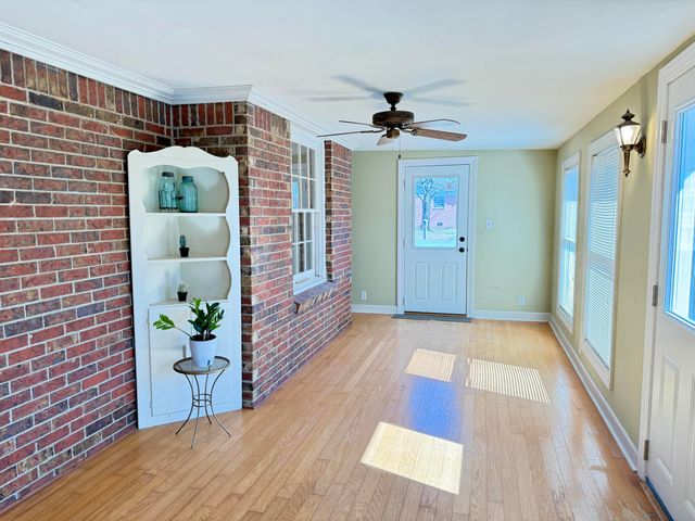 6815 Greenfield Drive, Paducah, KY 42003