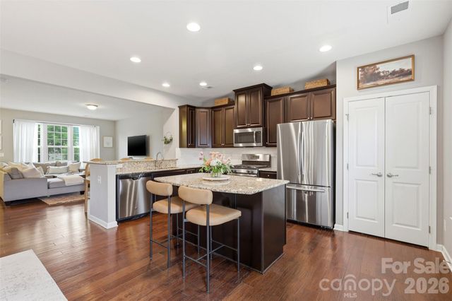 1714 Evergreen Drive, Charlotte, NC 28208