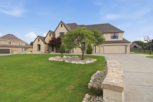 7183 Hidden Acre Trail, Owasso, OK 74055