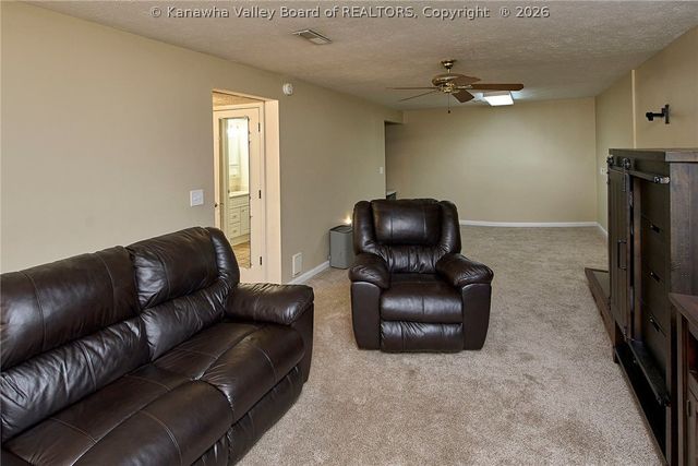 60 Abney Circle, Charleston, WV 25314