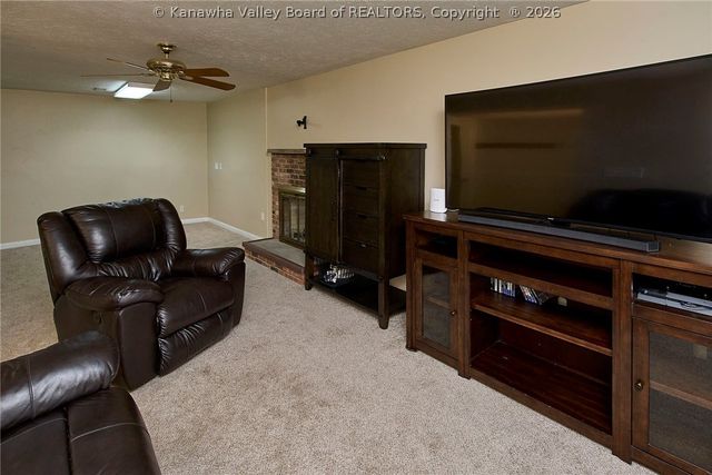 60 Abney Circle, Charleston, WV 25314
