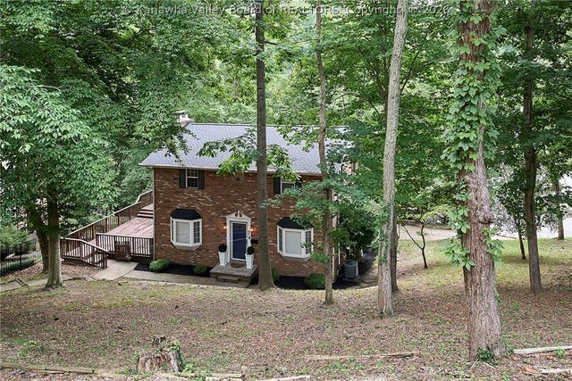 60 Abney Circle, Charleston, WV 25314