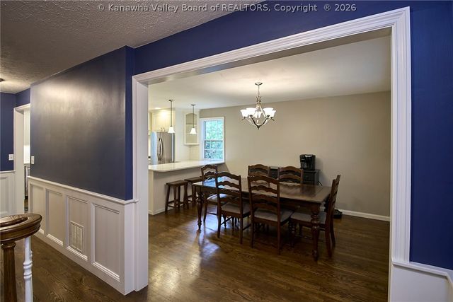 60 Abney Circle, Charleston, WV 25314