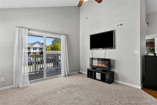 734 Saravalle Drive, St Peters, MO 63376