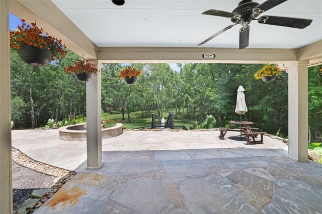 27103 Bridleway Circle, Magnolia, TX 77355