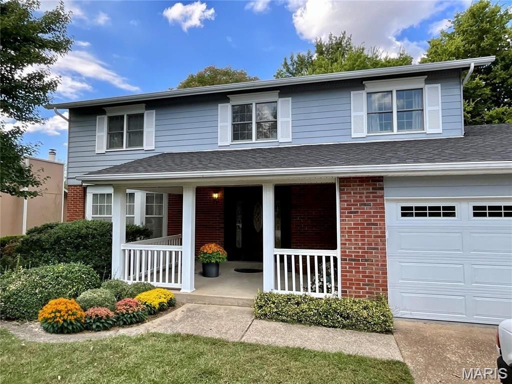 1615 Treetop Drive, St Charles, MO 63303