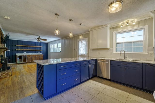 137 Henson St, Spartanburg, SC 29307