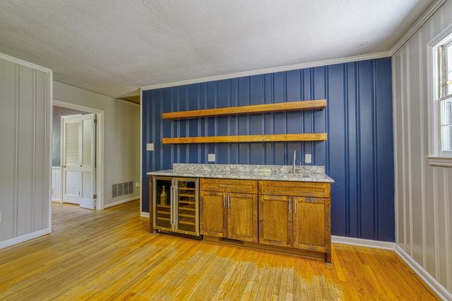 137 Henson St, Spartanburg, SC 29307