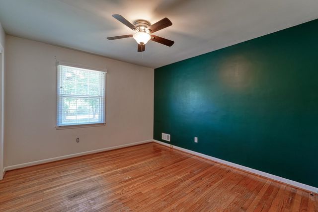 137 Henson St, Spartanburg, SC 29307