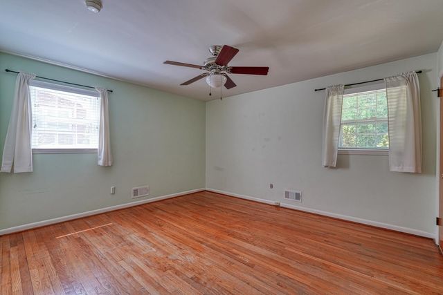 137 Henson St, Spartanburg, SC 29307