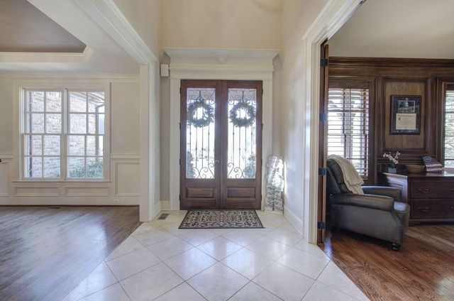 601 Shelter Cove, Canton, GA 30114