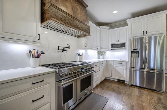 601 Shelter Cove, Canton, GA 30114