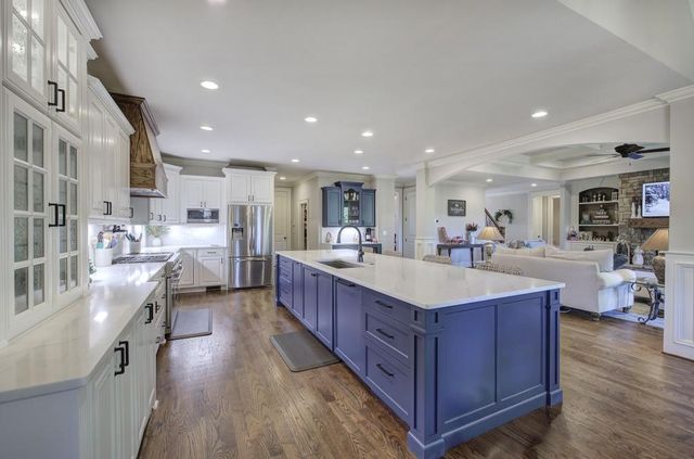 601 Shelter Cove, Canton, GA 30114