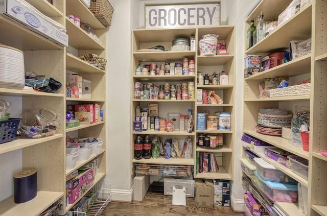 601 Shelter Cove, Canton, GA 30114