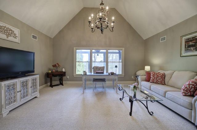 601 Shelter Cove, Canton, GA 30114