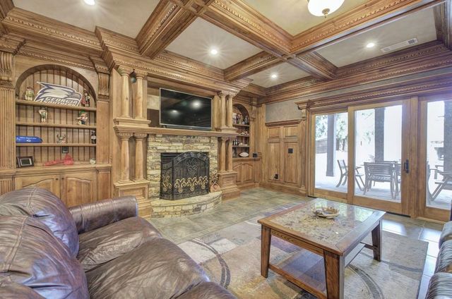 601 Shelter Cove, Canton, GA 30114