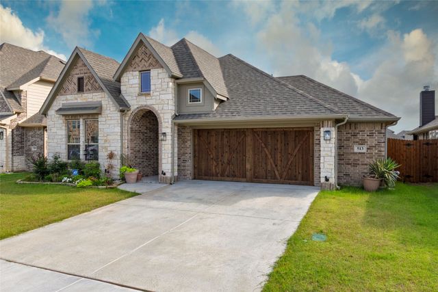 513 Livia Street, Burleson, TX 76028