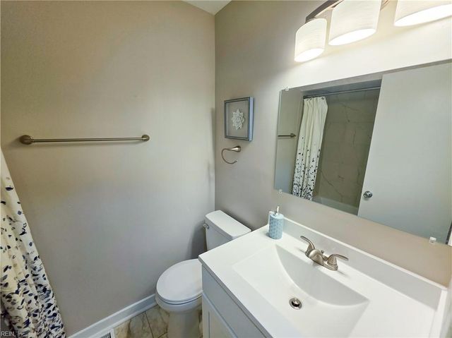 1268 Little Bay Ave Apt 12, Norfolk, VA 23503