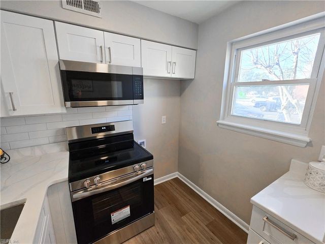 1268 Little Bay Ave Apt 12, Norfolk, VA 23503