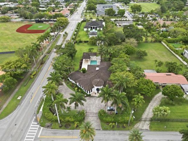 6200 SW 97th Avenue, Miami, FL 33173