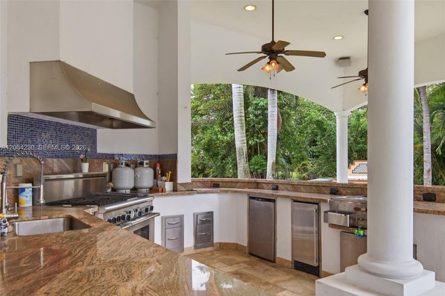 6200 SW 97th Avenue, Miami, FL 33173